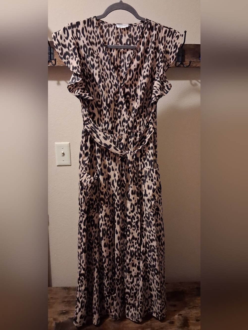Sienna Sky Leopard Print Midi Dress Size M